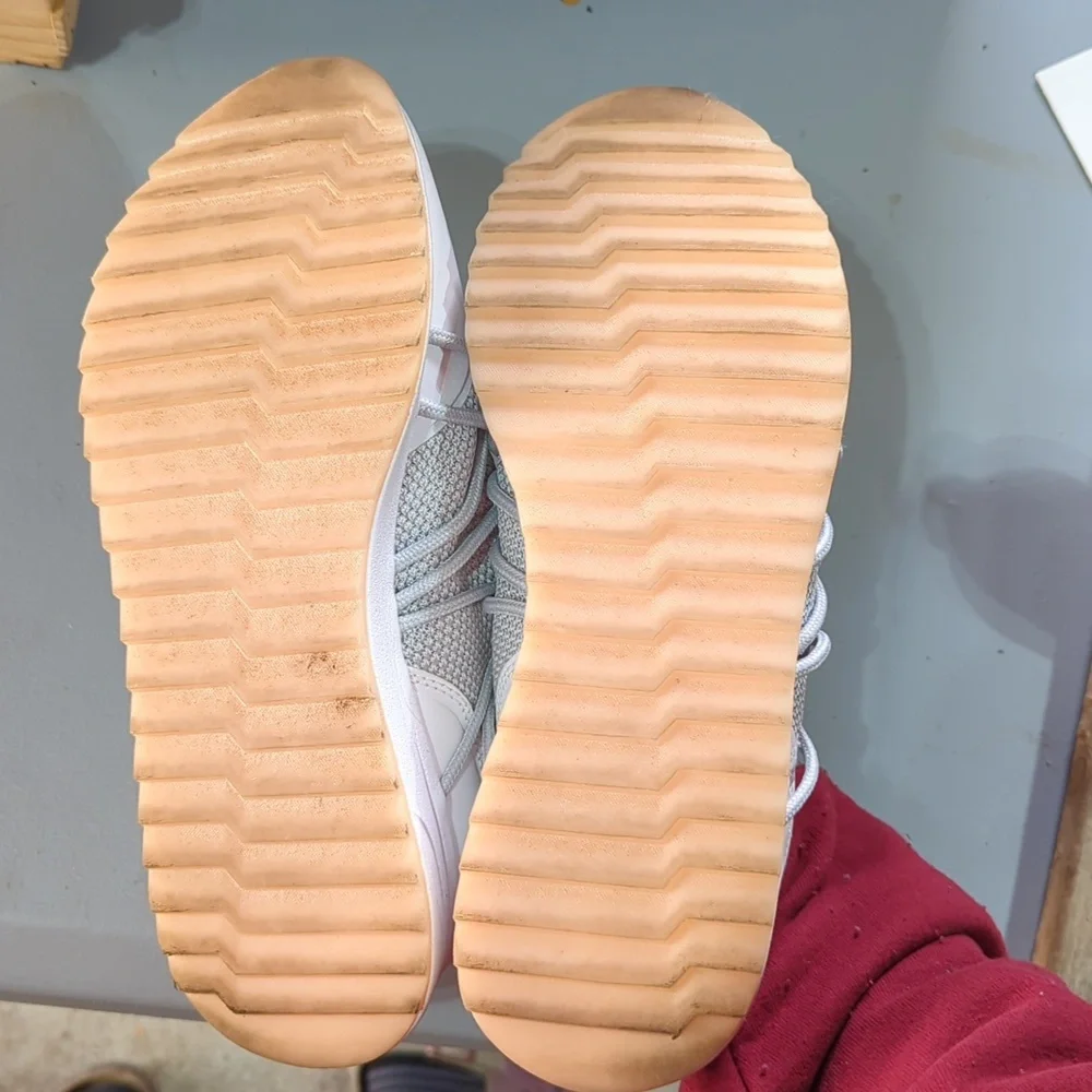 Champion sneakers - Picture 3 of 4